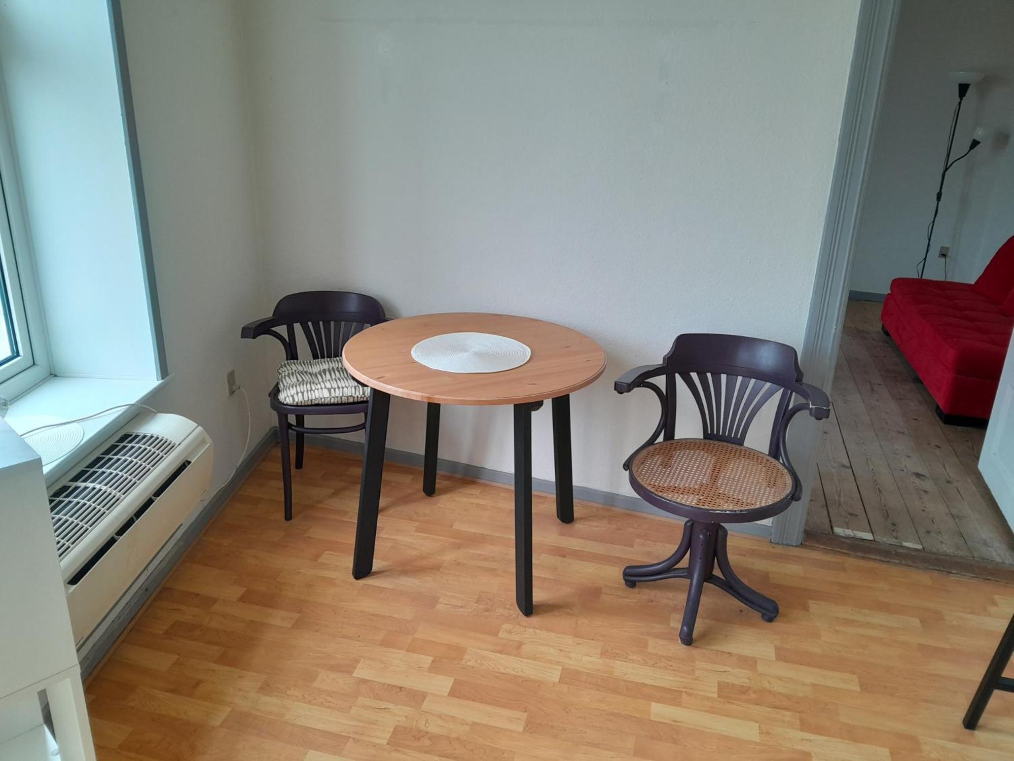 Apartment Mit 2 Zimmern Und Balkon Im Herzen Von Hoyer Hojer Exterior photo